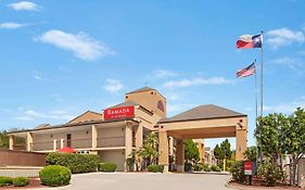 Ramada By Wyndham San Antonio Near Seaworld - Lackland Afb